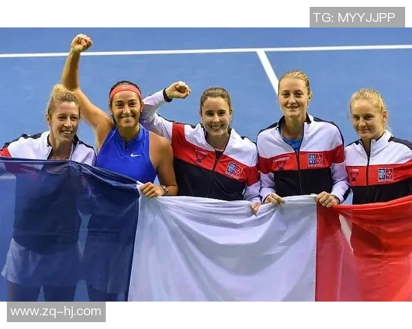 重庆网球队在联合会杯中的默契配合与战术分析