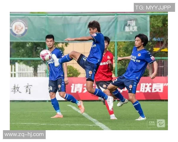 武汉足球队的转型之路：从传统强队到现代化职业俱乐部的蜕变之旅